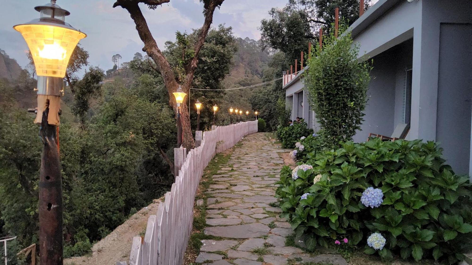 Shiva Valley Resort Kokhliyal Gaon Eksteriør bilde
