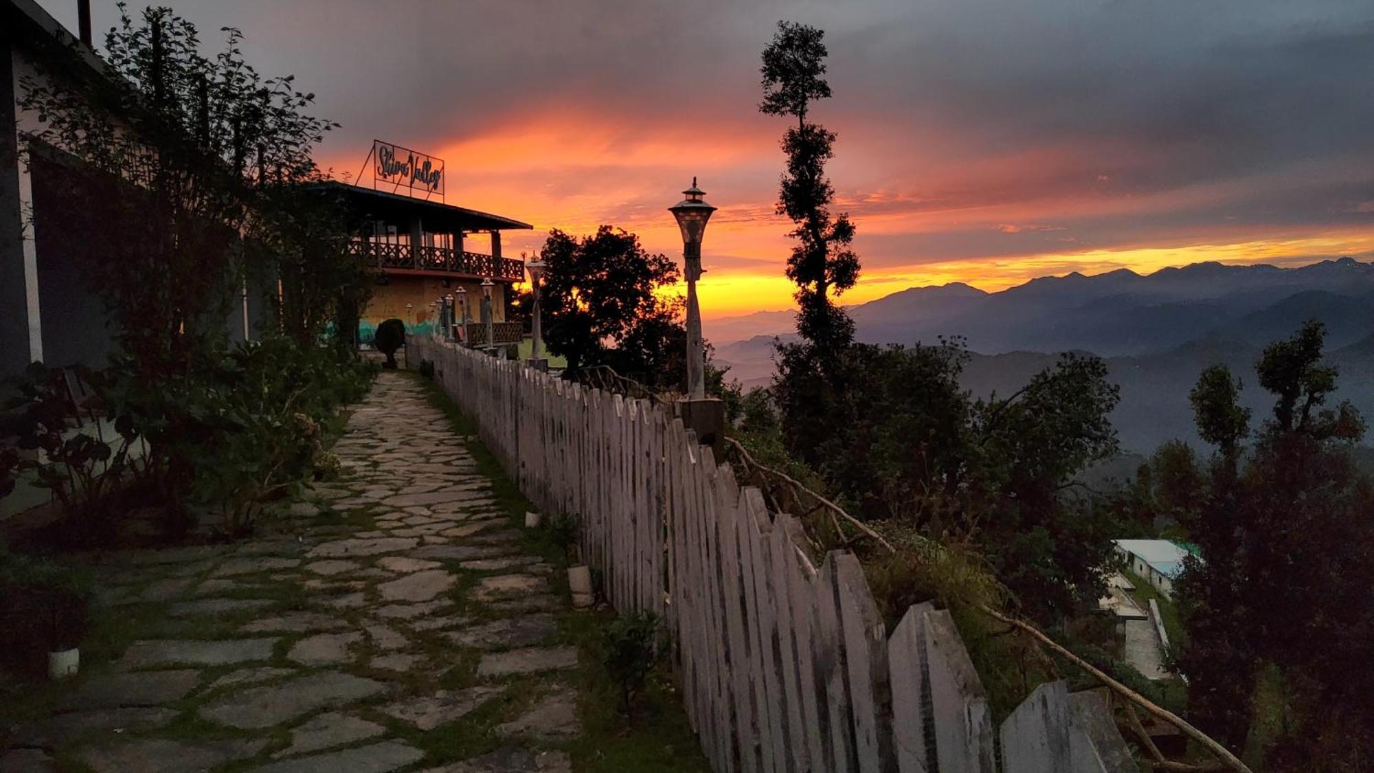 Shiva Valley Resort Kokhliyal Gaon Eksteriør bilde