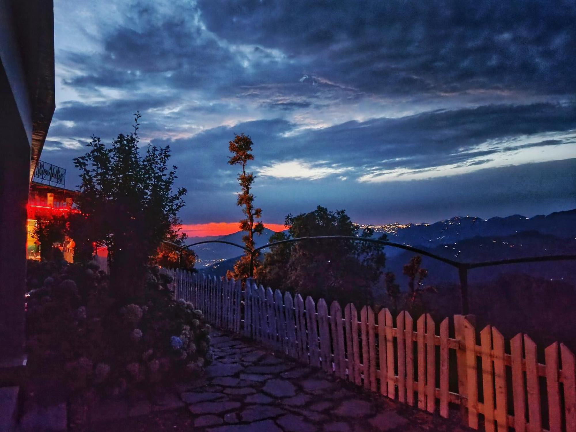 Shiva Valley Resort Kokhliyal Gaon Eksteriør bilde